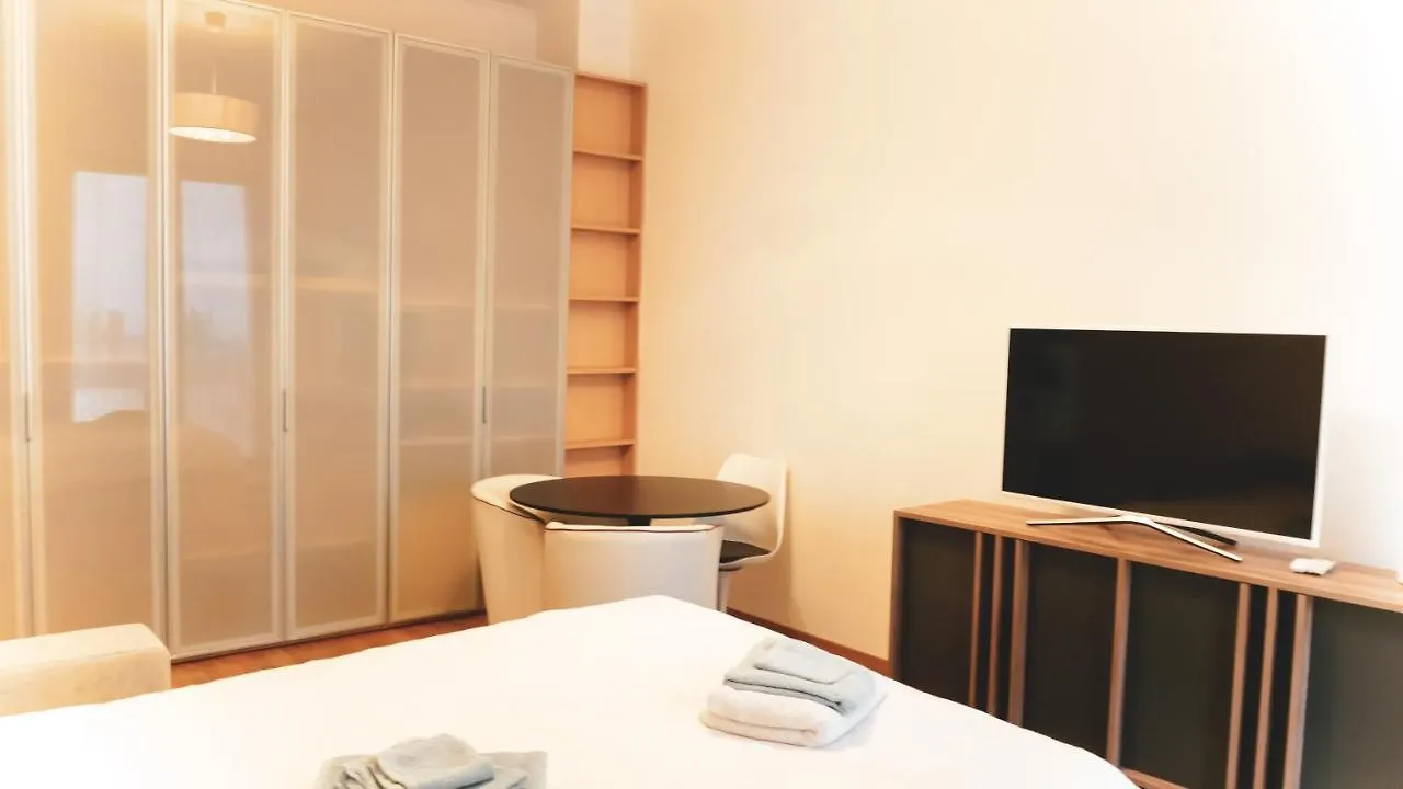 Domusmi Emanuele Filiberto-4 Apartment Milan